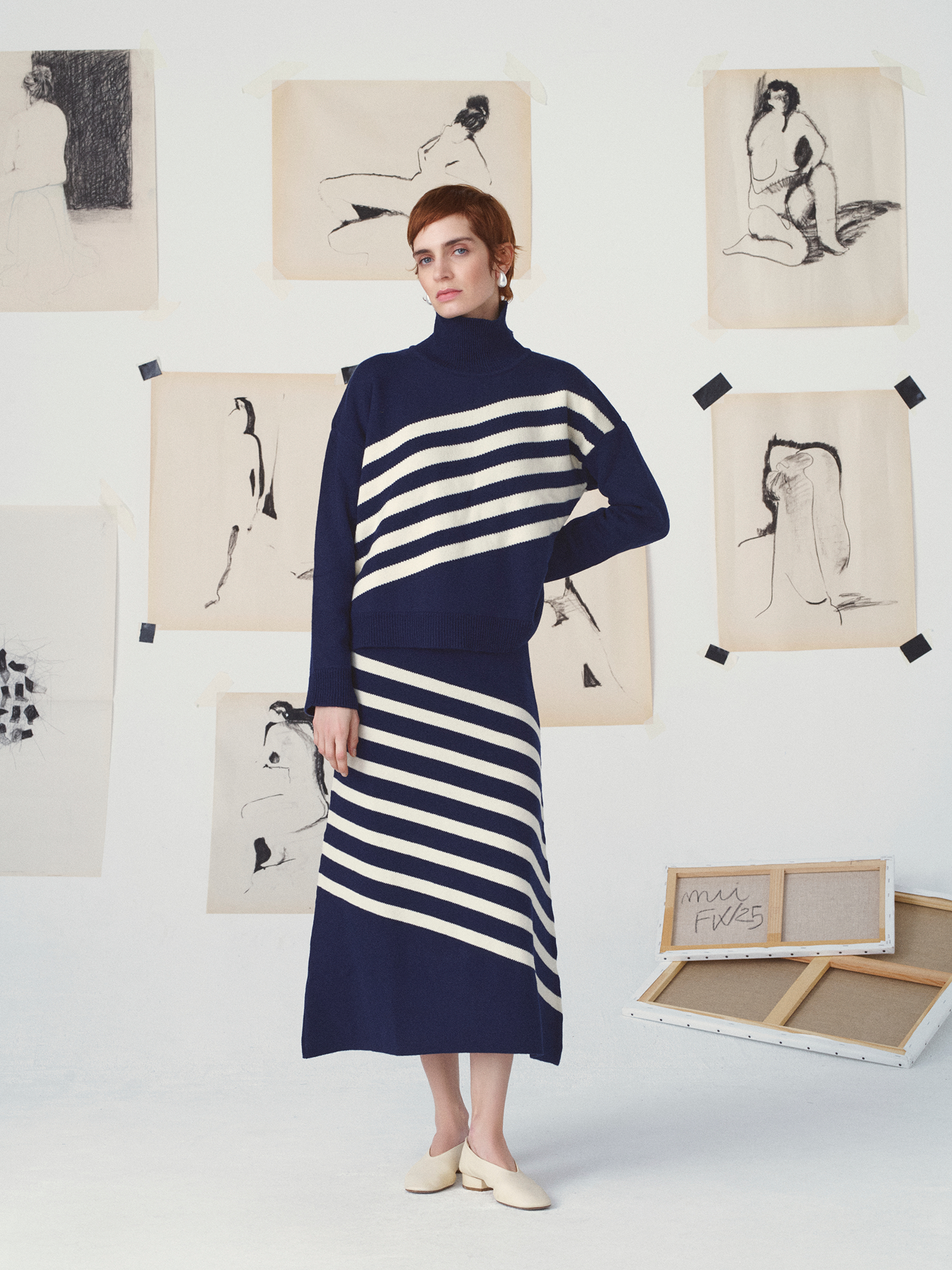 pull-melanie-abstraction-marine