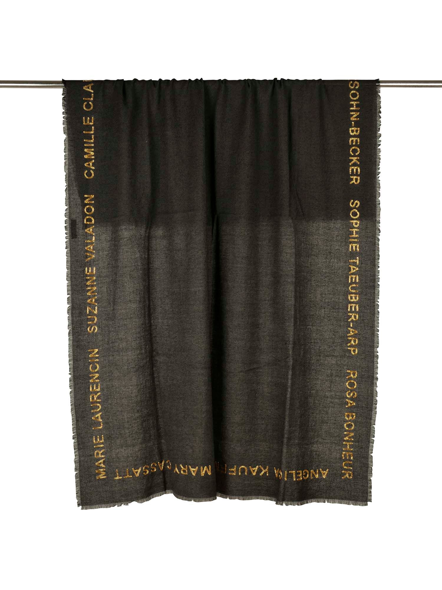 scarf-statement-black