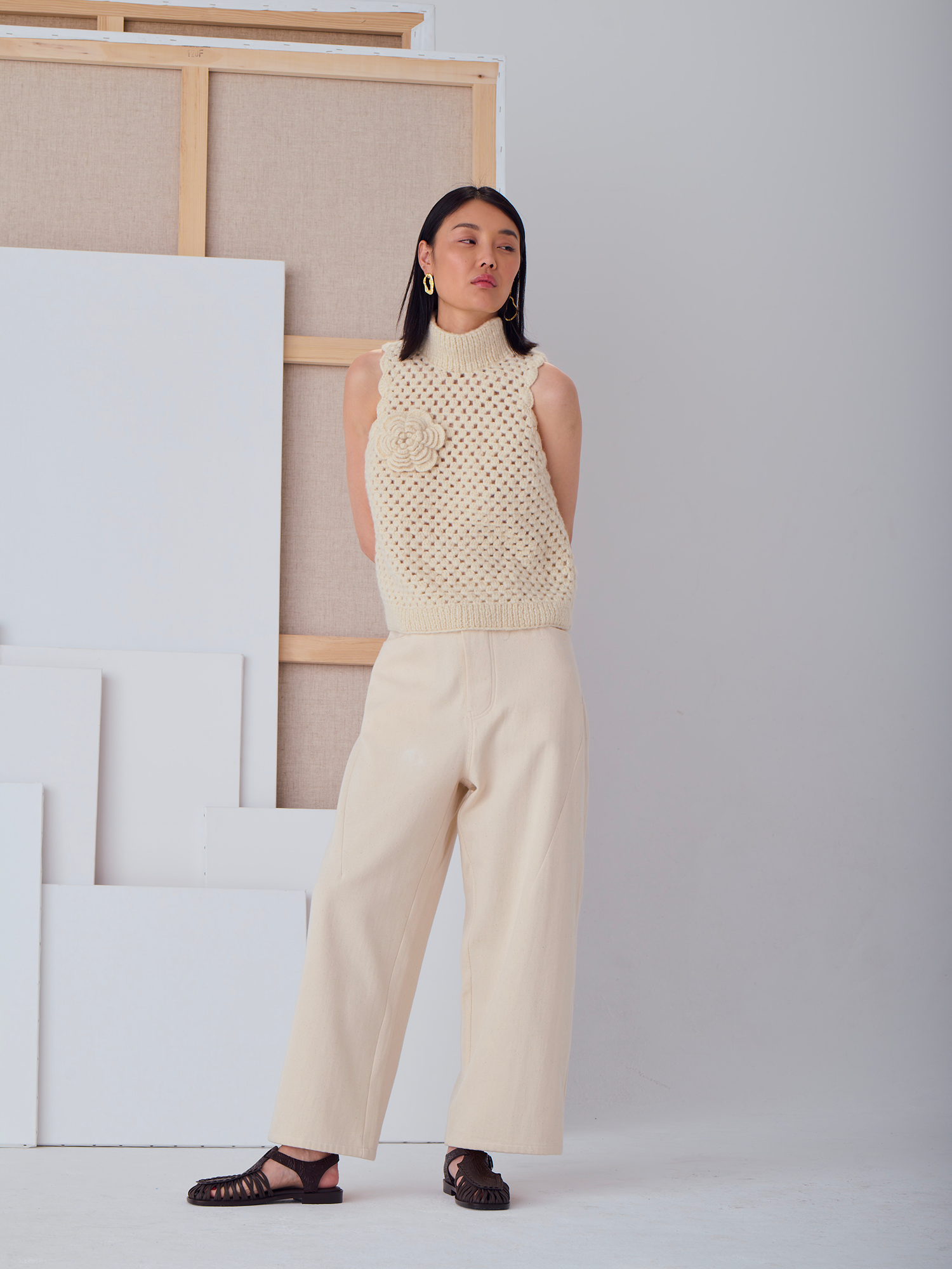 pull-maya-sculptrice-ecru