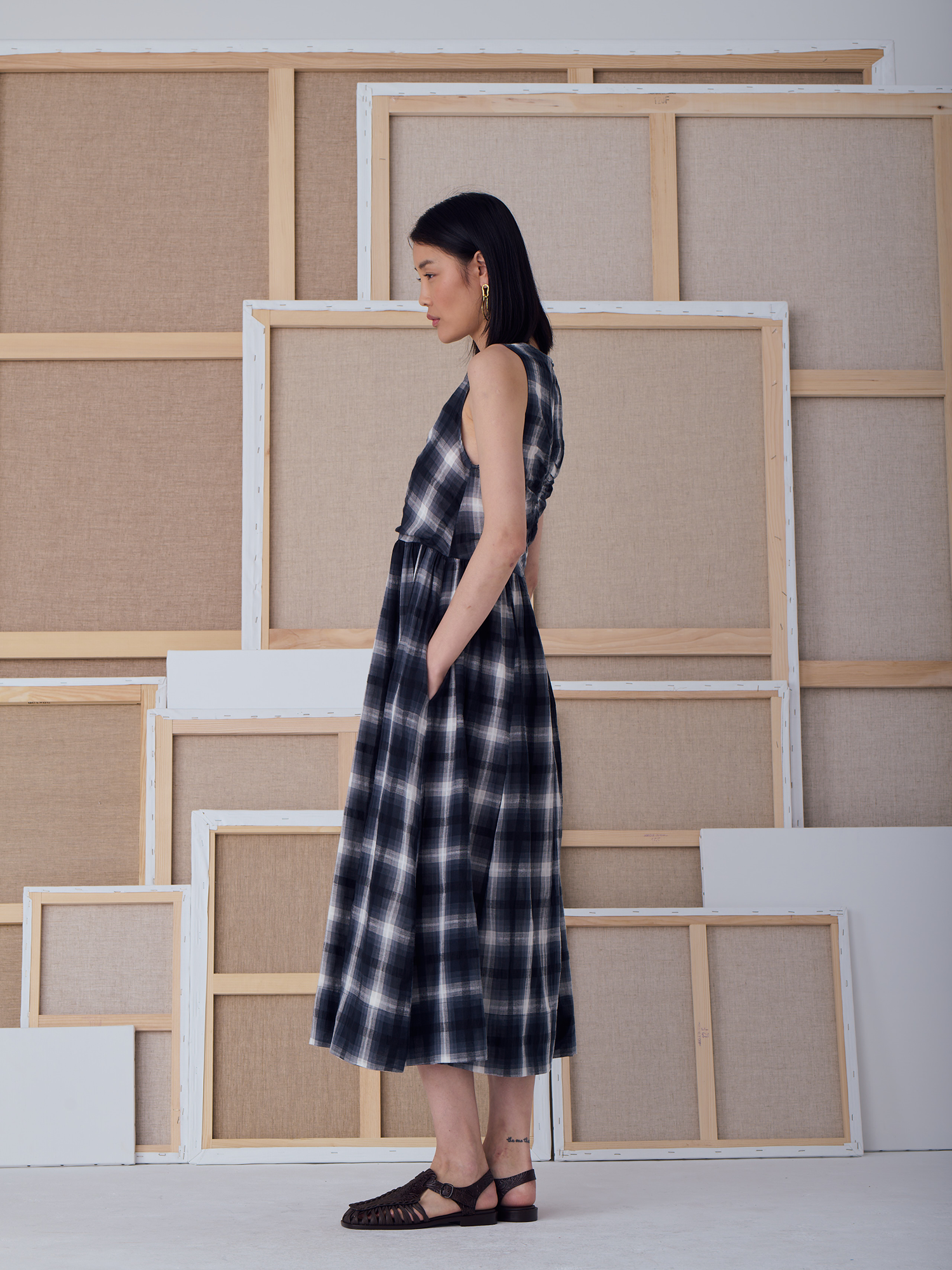 robe-ilana-dessinatrice-dark