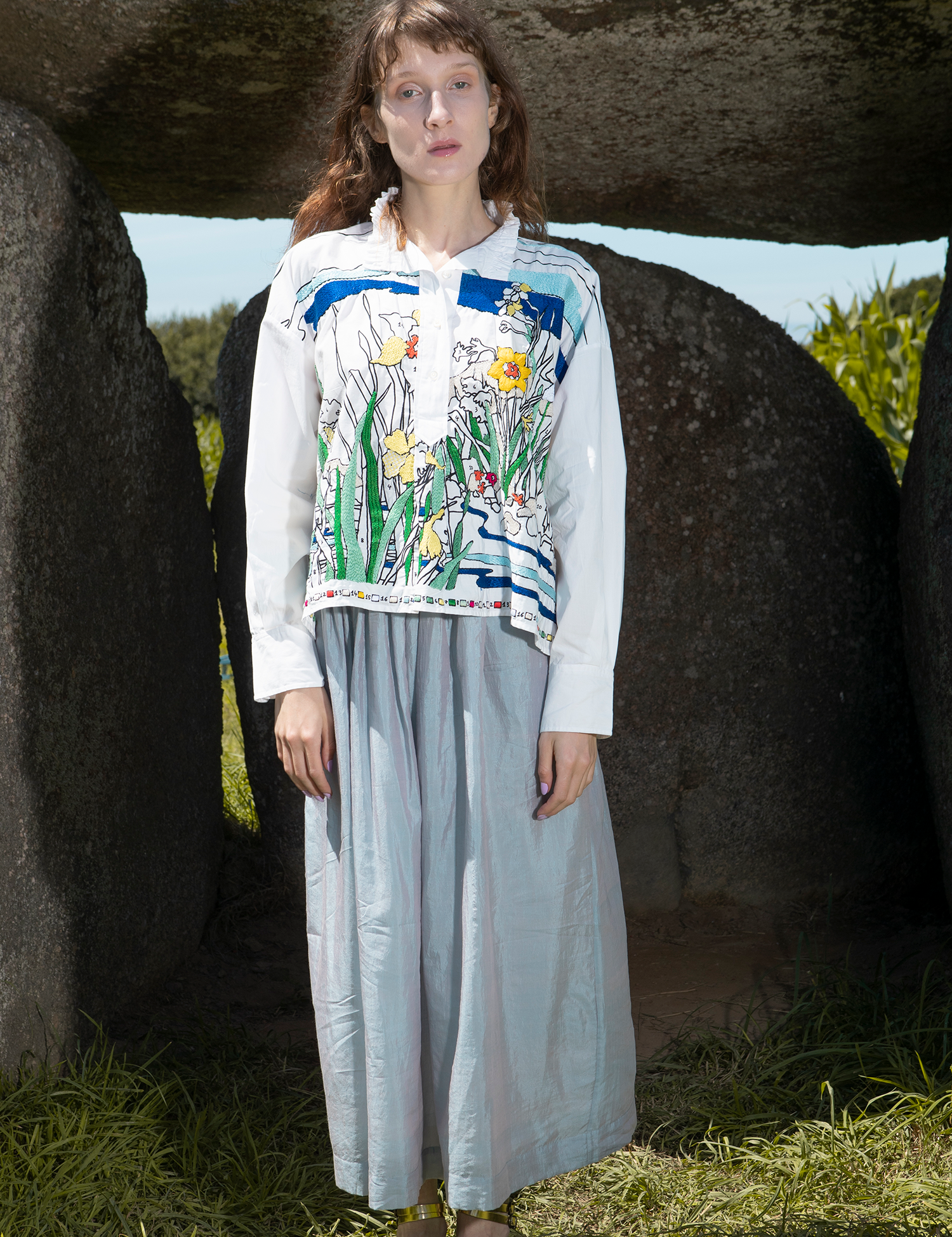 chemise-greta-coloriage-white