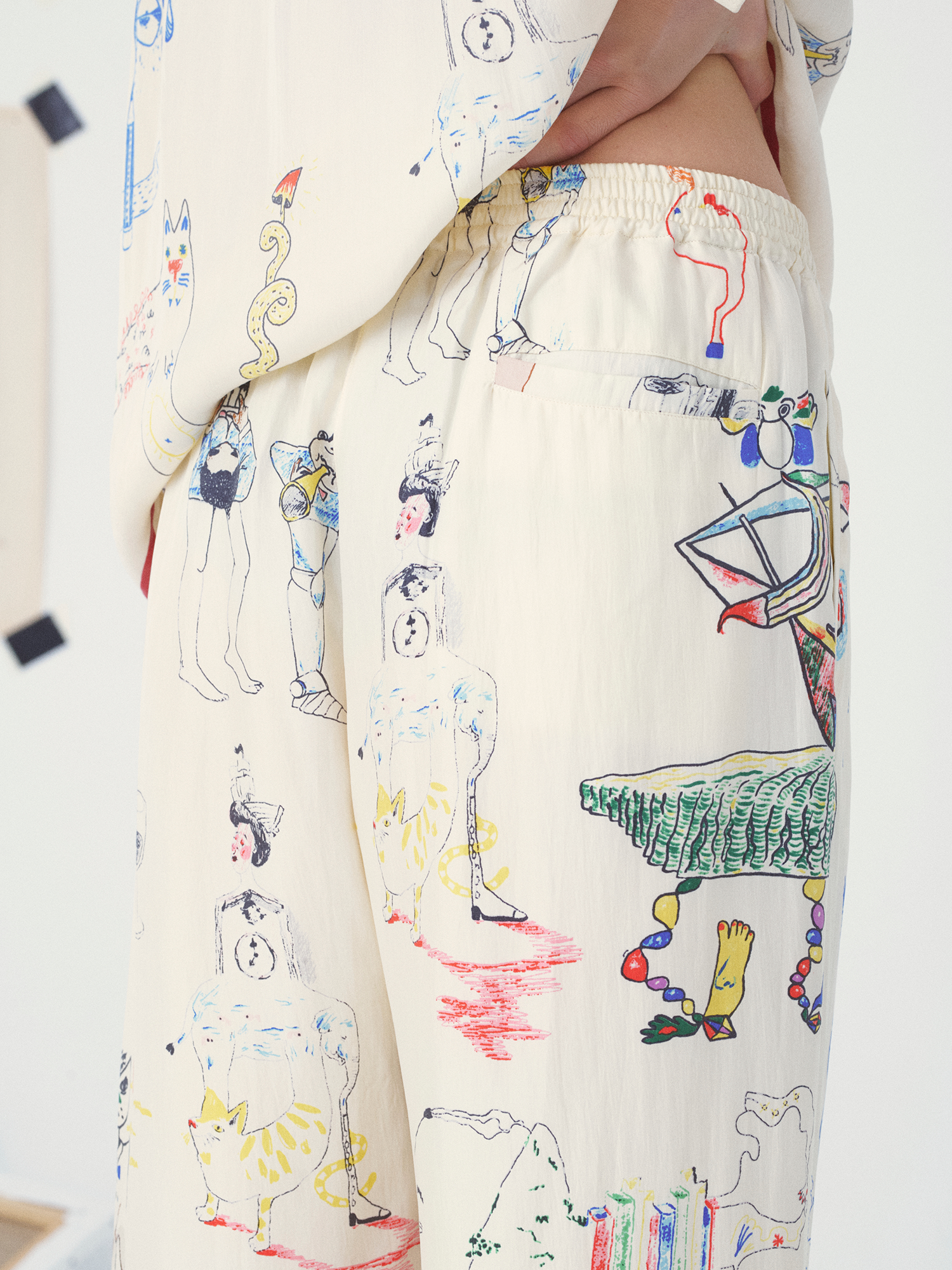 pants-apoline-surrealisme-creme