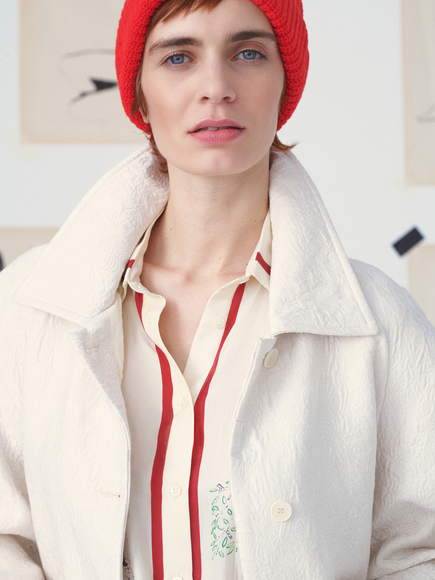 jacket-cathisu-surreaslisme-offwhite