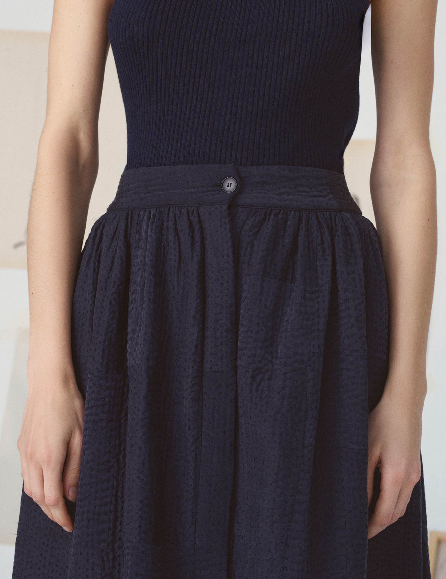 skirt-mona-abstraction-black