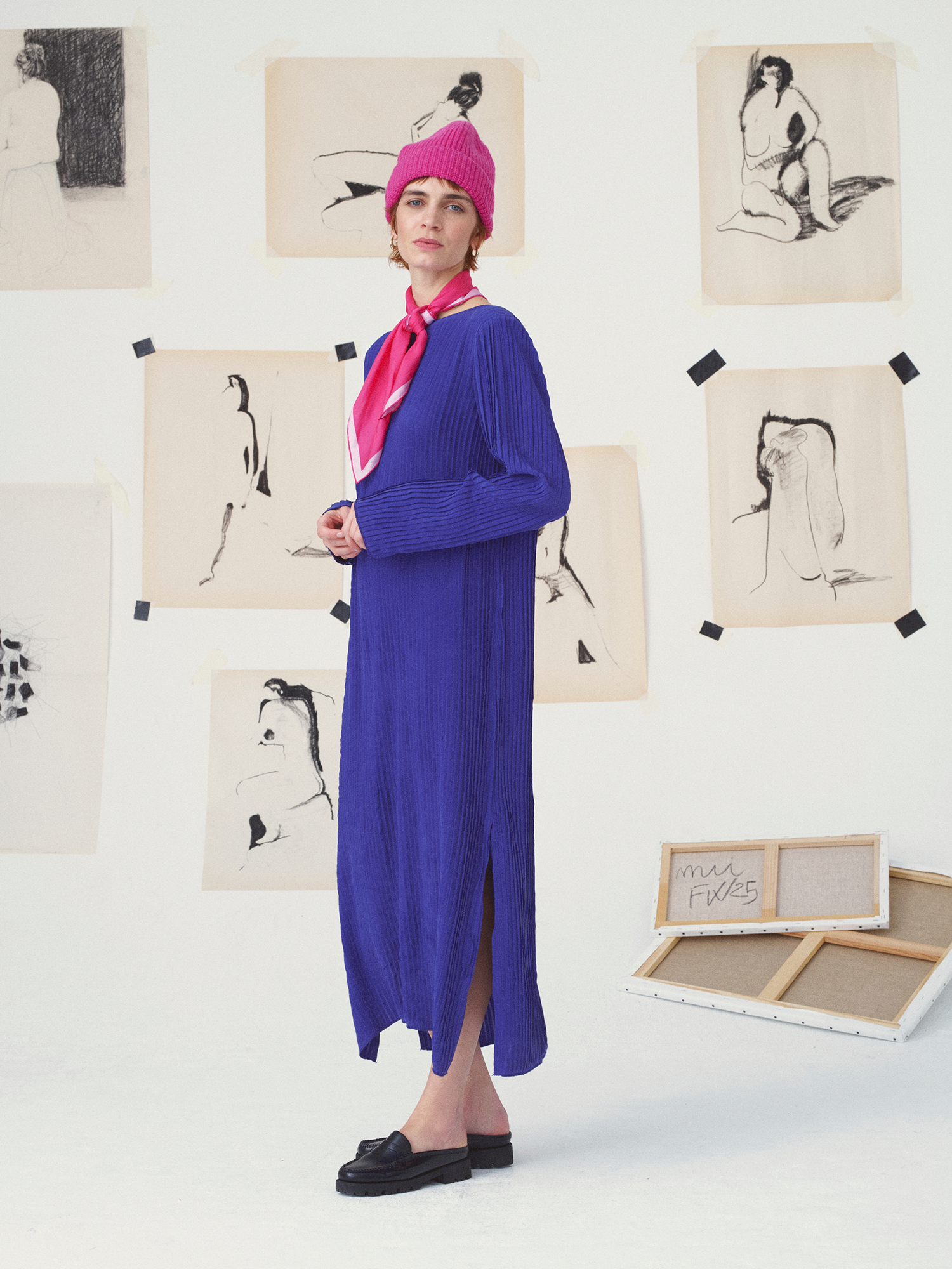dress-marguerite-surrealisme-royalblue