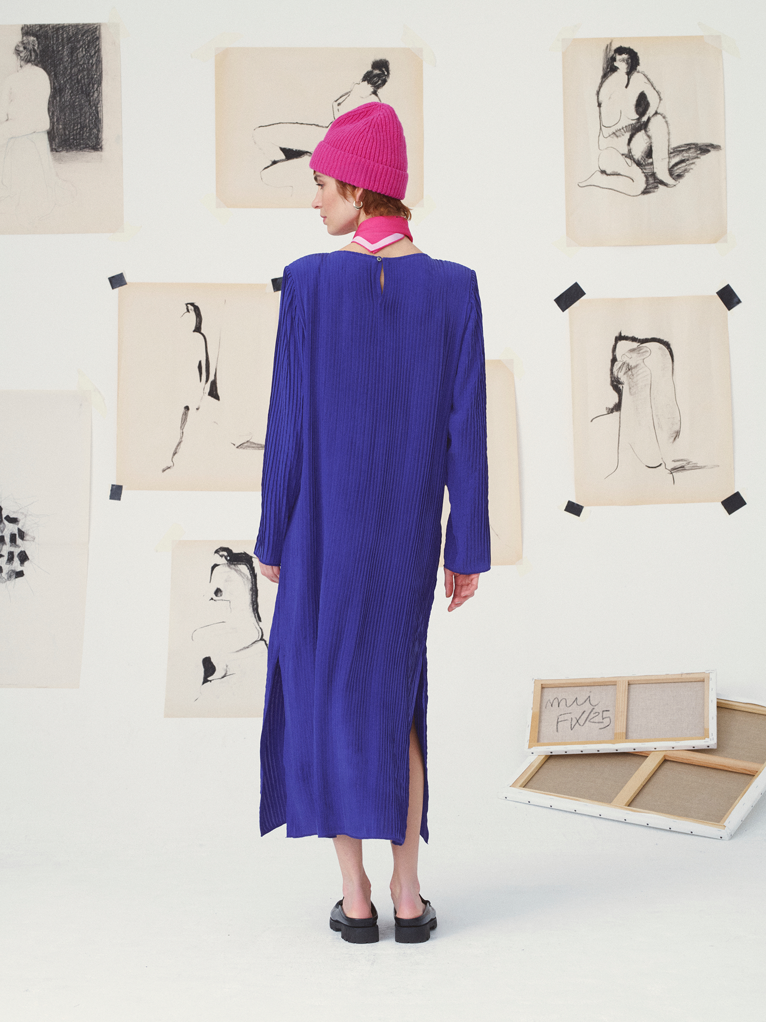 dress-marguerite-surrealisme-royalblue