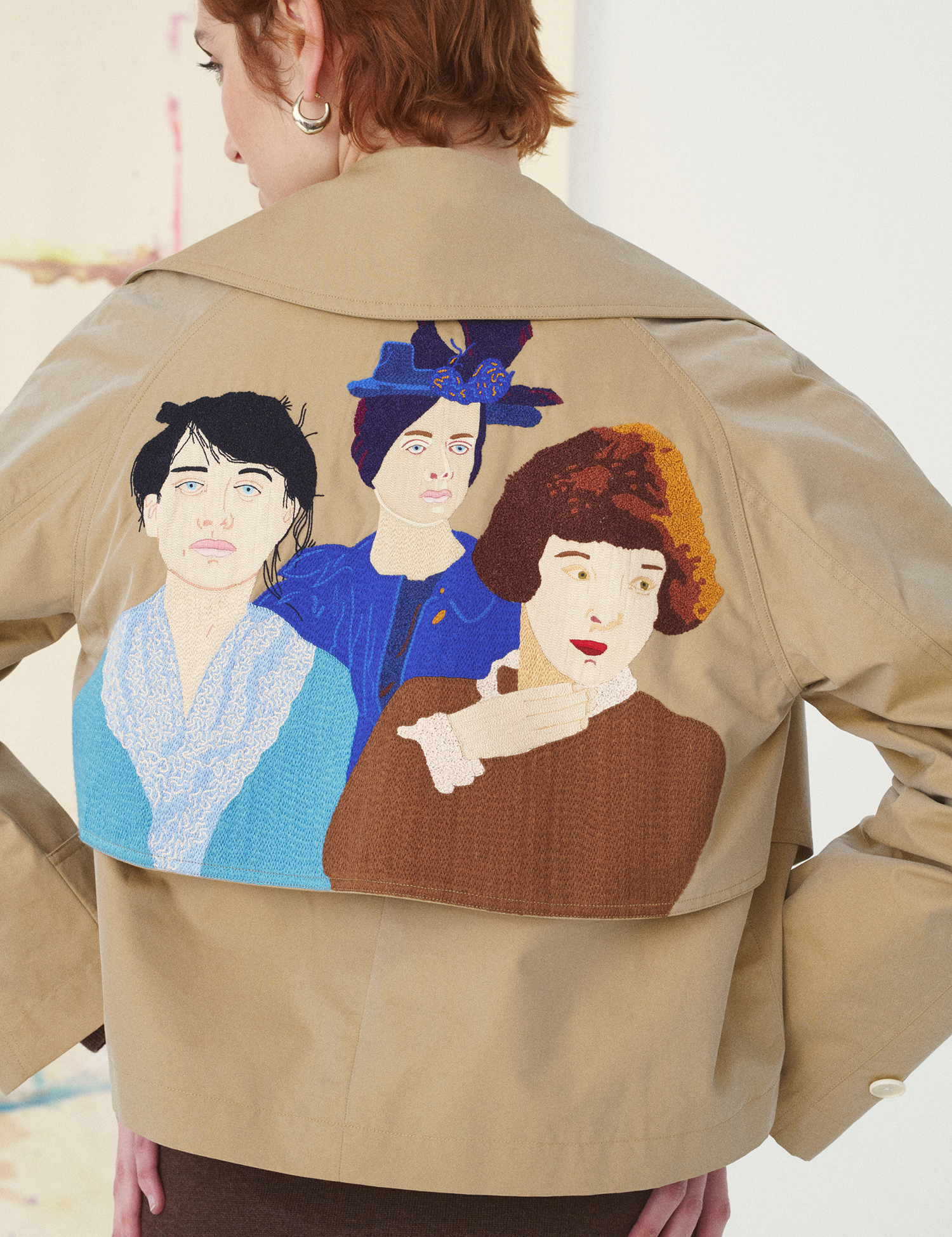 jacket-volver-statement-portrait