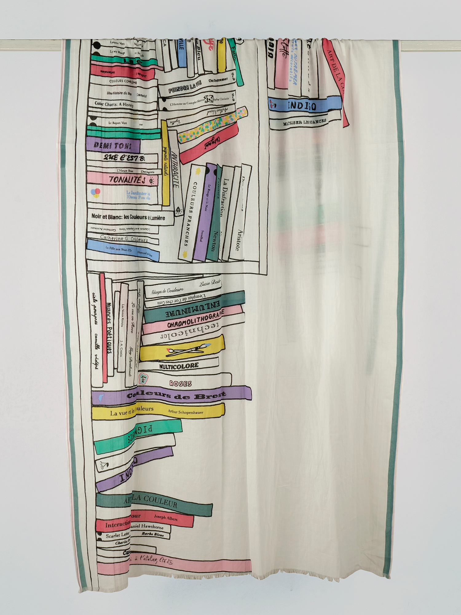 grand-foulard-labibliotheque