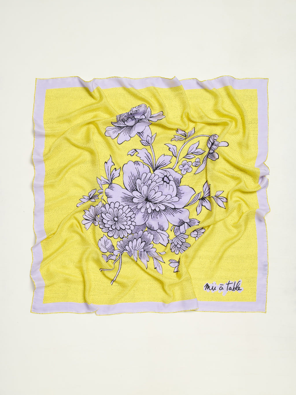 CARRÉ SOIE 65 - LA VAISSELLE
