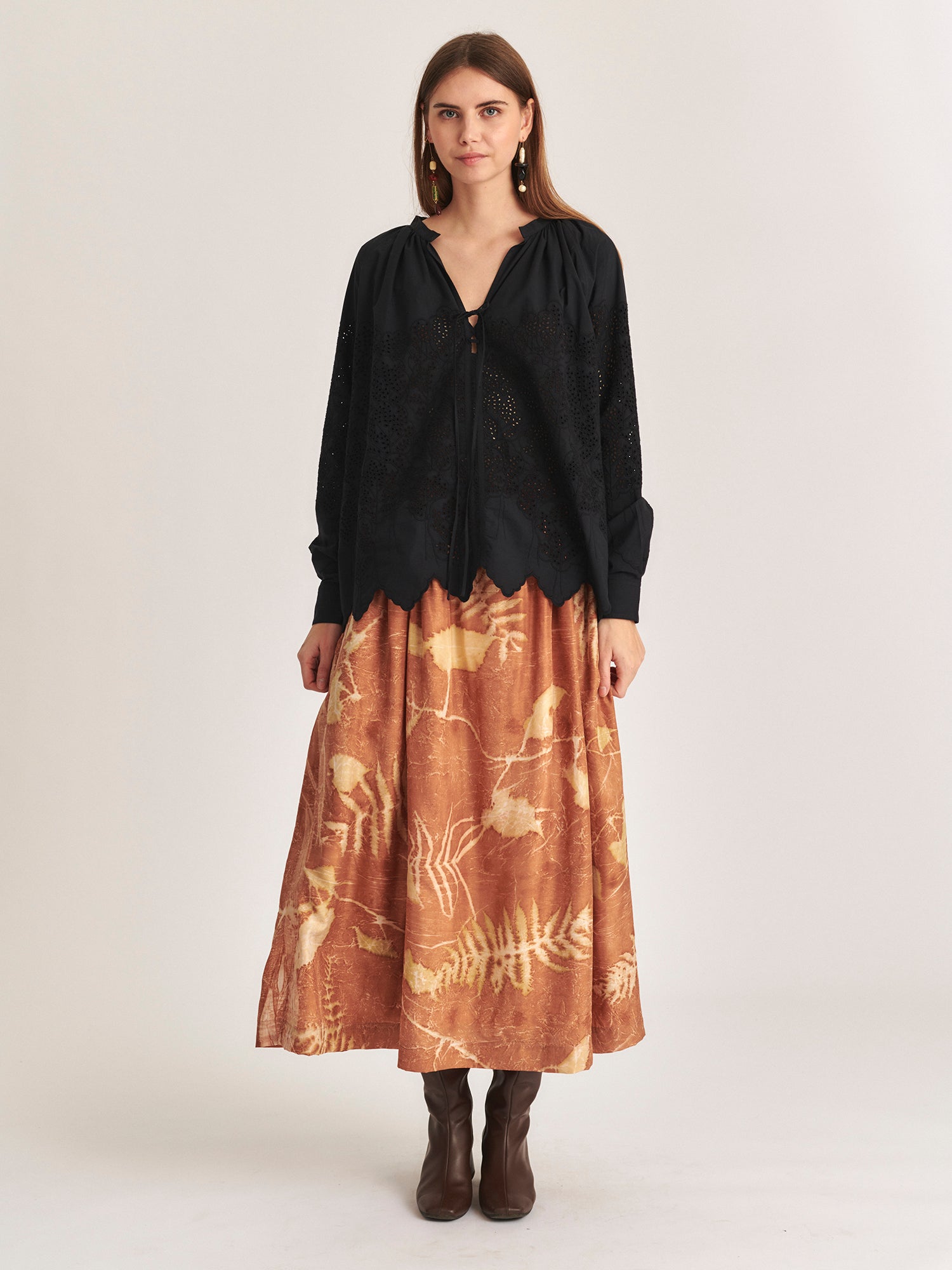 skirt-mantou-feuillesmortes-terre