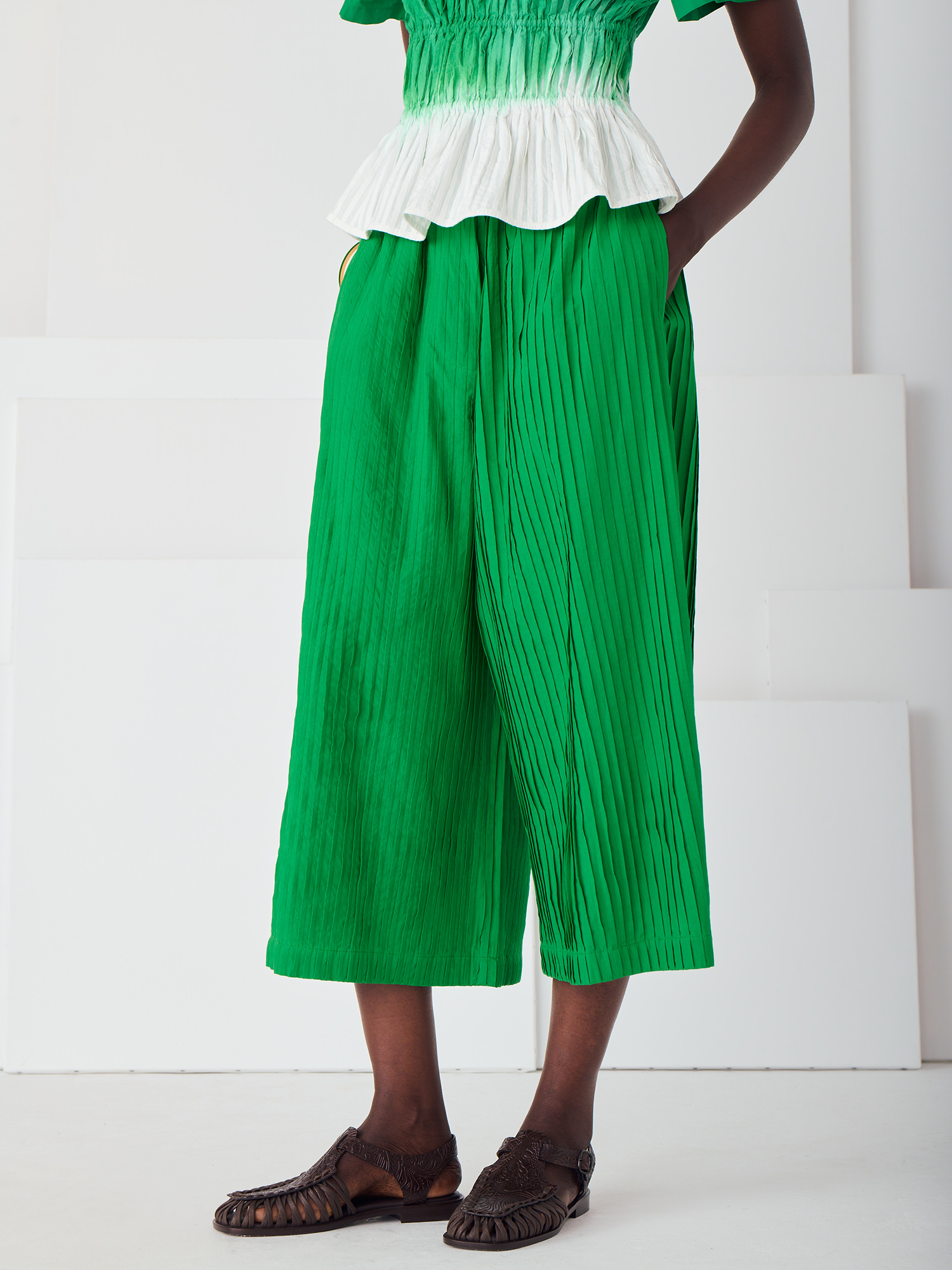 pantalon-kyo-sculptrice-vertperroquet