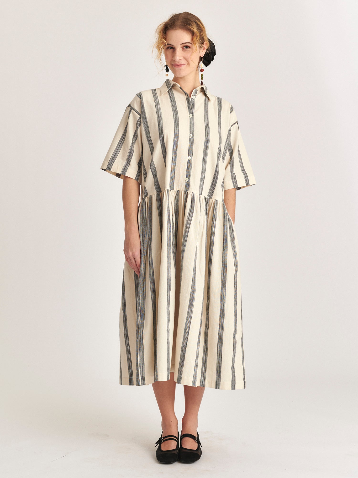 dress-ambre-troncs-bw