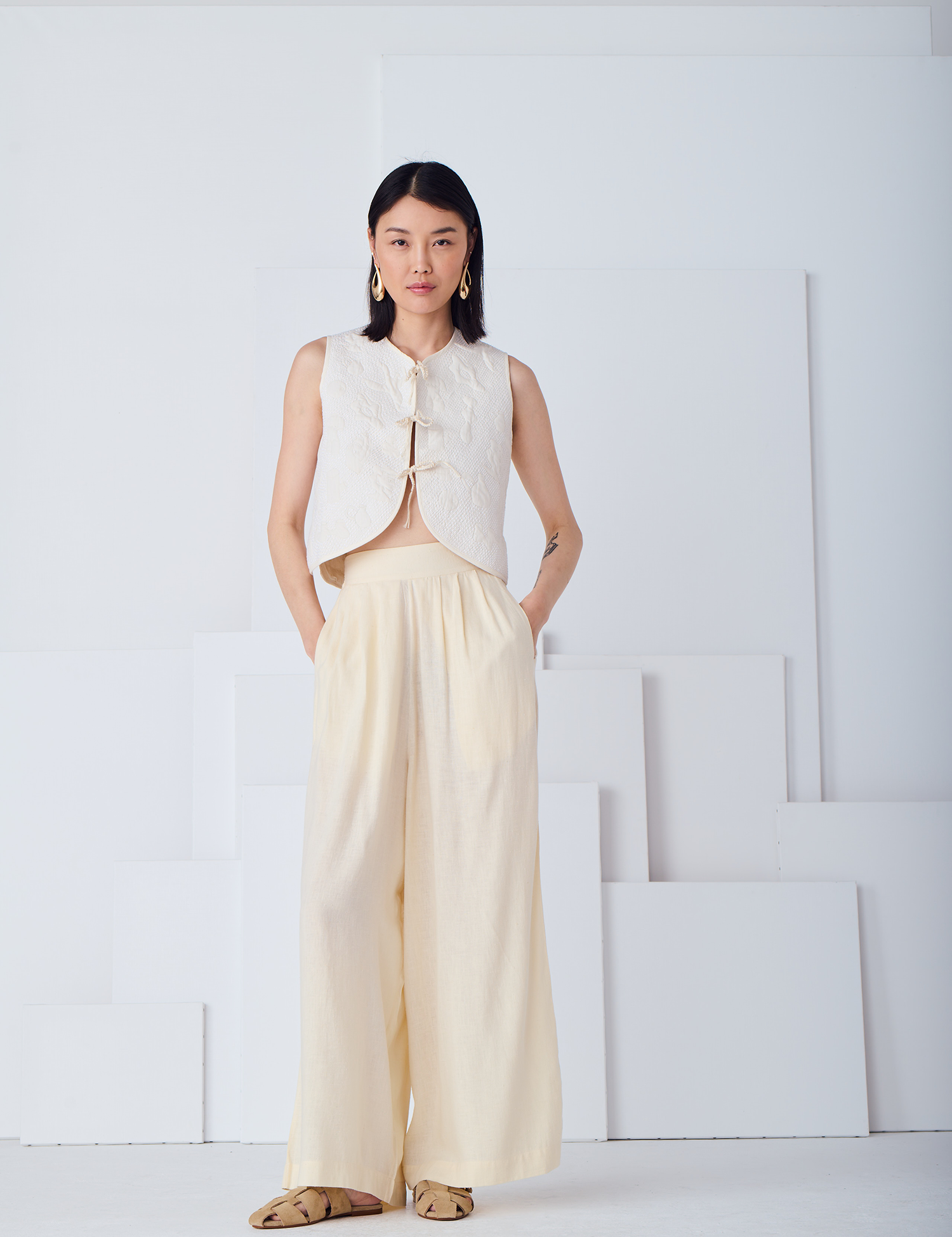 gilet-chana-sculptrice-craie