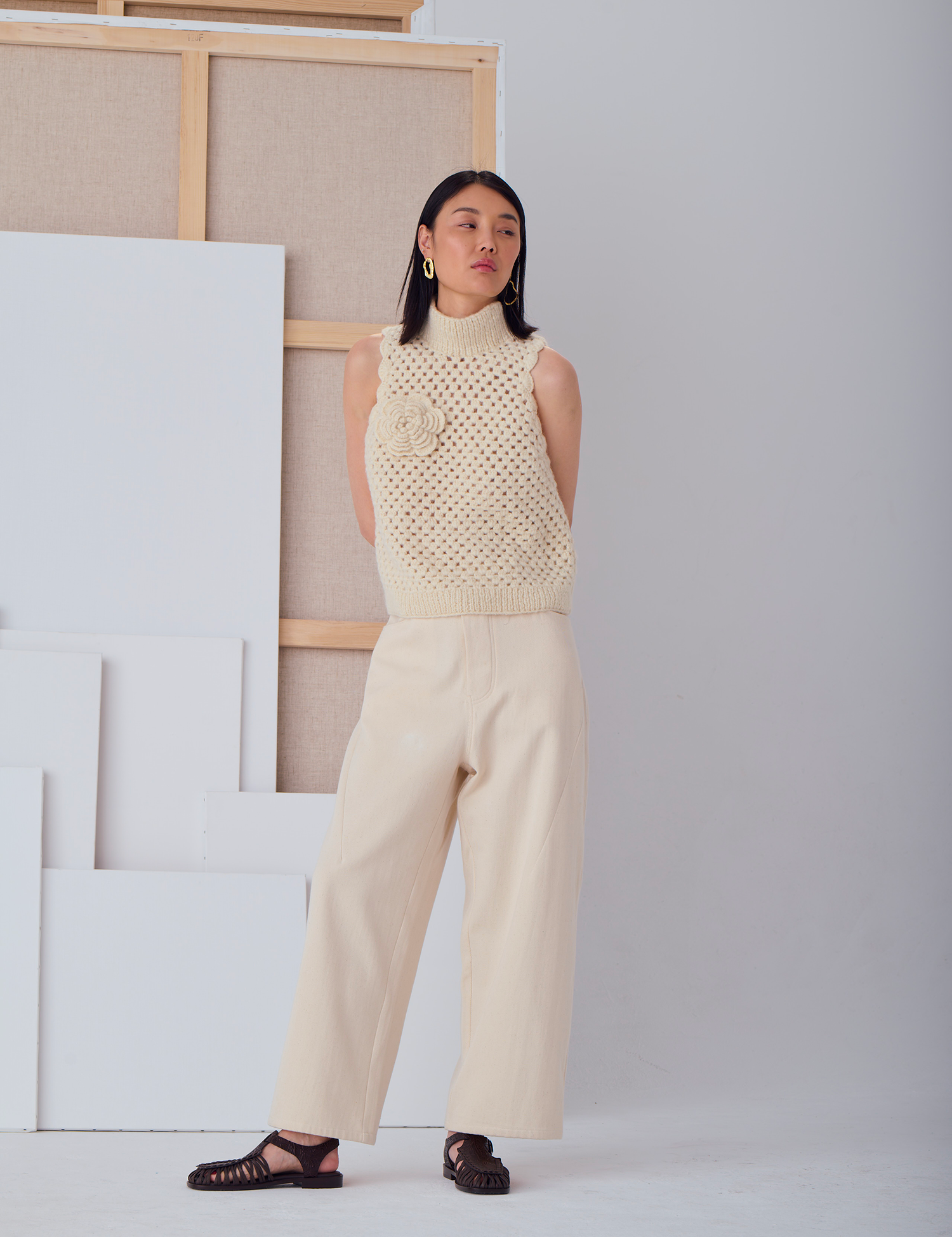 pull-maya-sculptrice-ecru