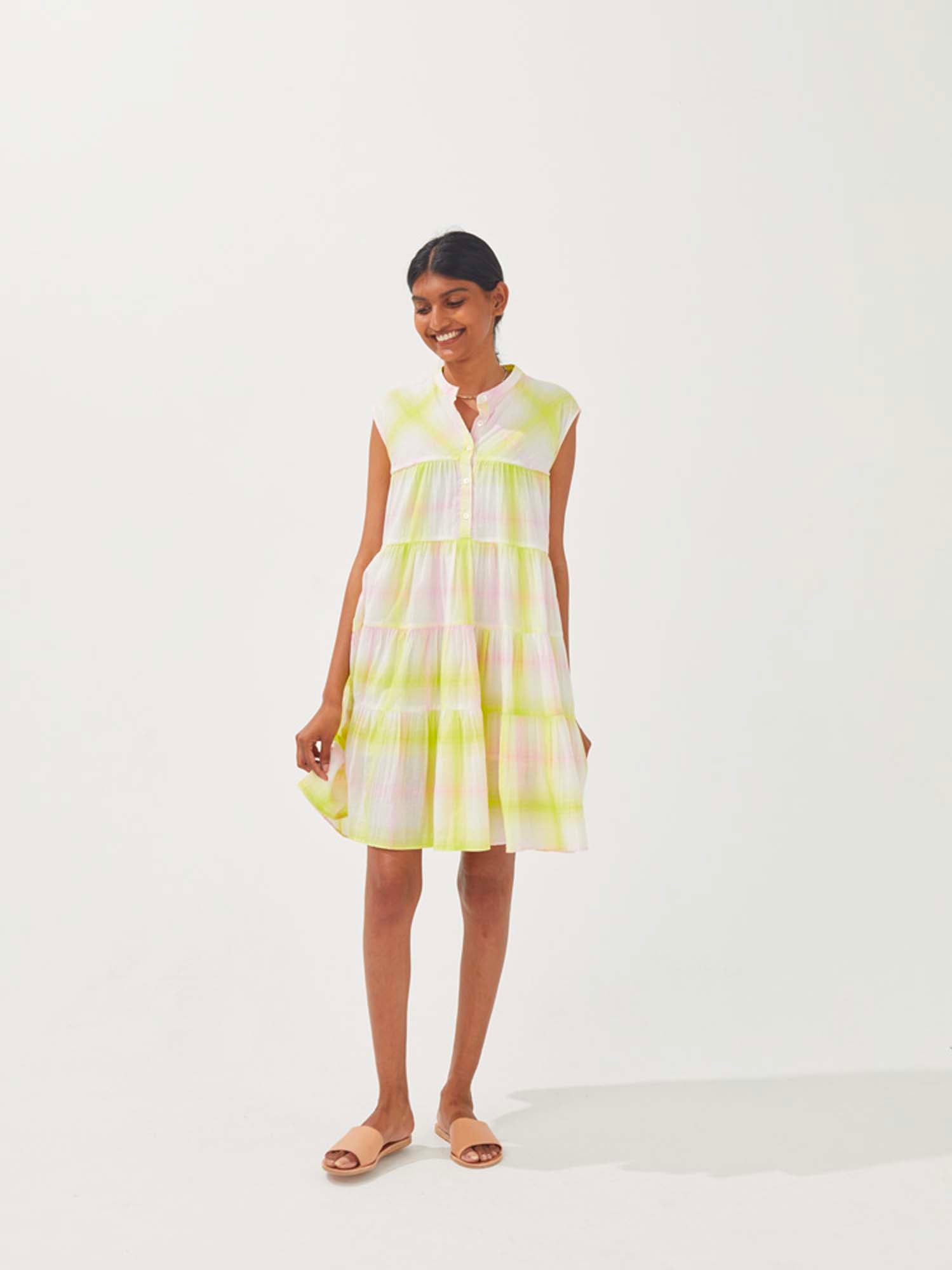 dress-anais-vibration-luciolepink