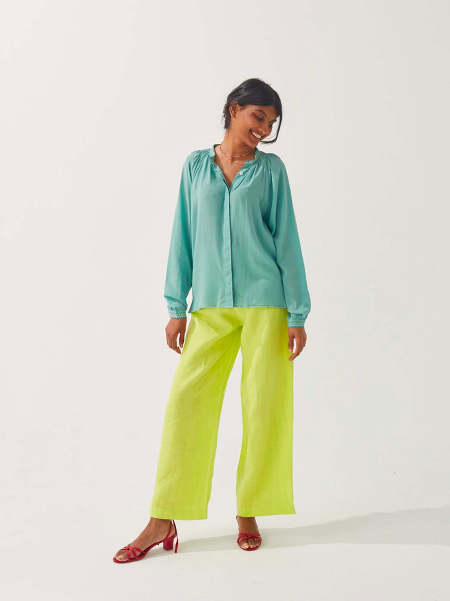 blouse-priya-lesunis-greenamande